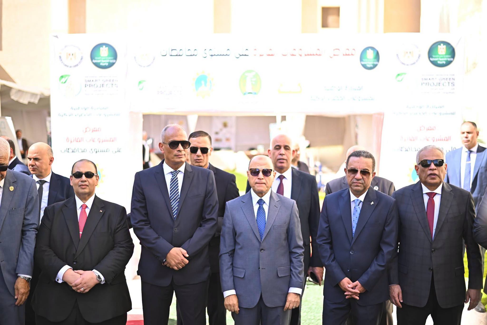 رئيس جامعة كفر الشيخ والمحافظون ورؤساء الجامعات يتفقدون 40 مشروعًا فائزًا بالمبادرة الوطنية للمشروعات الخضراء الذكية