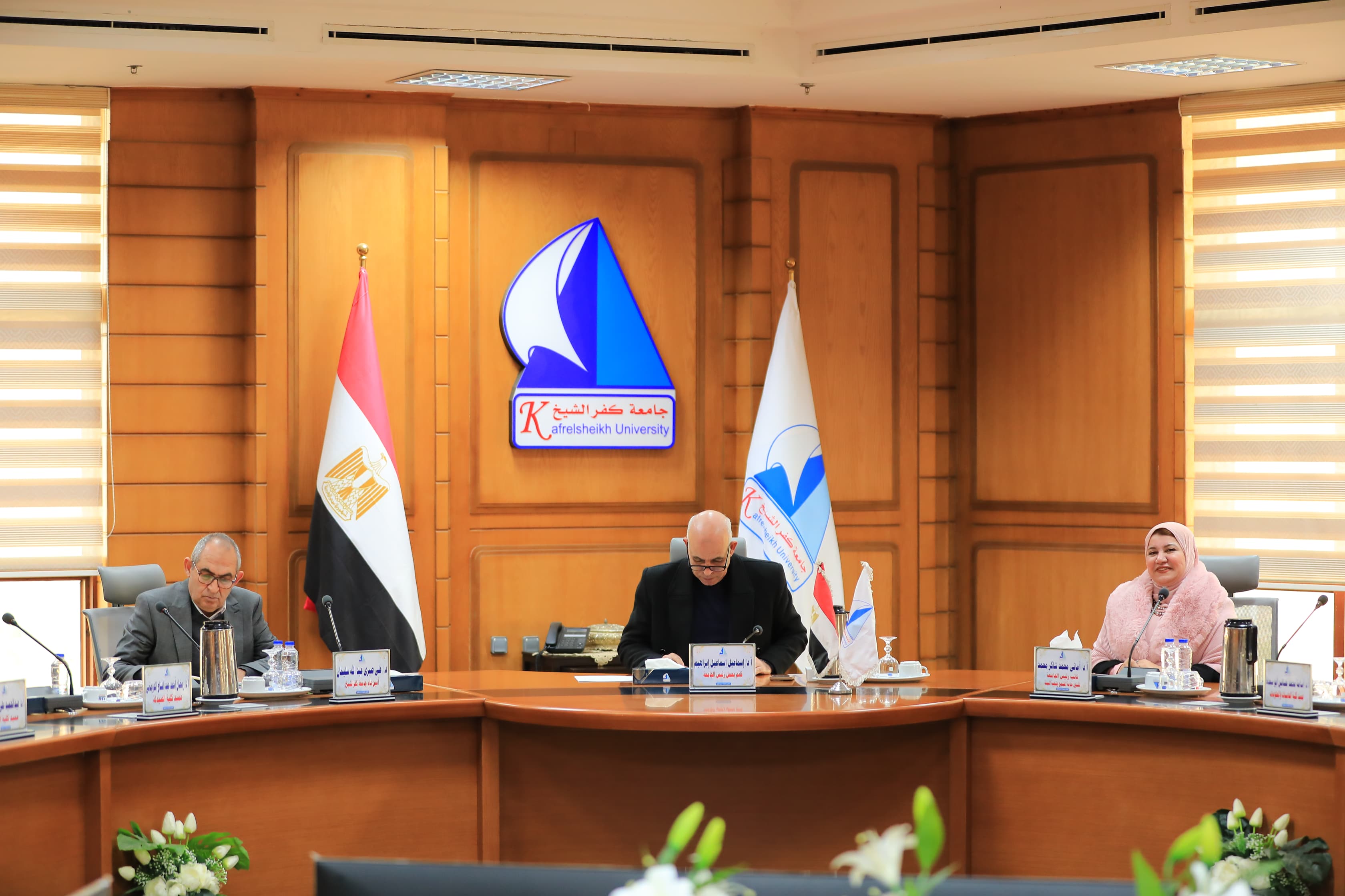 أبرز موضوعات مجلس العمداء لشهر يناير 2026